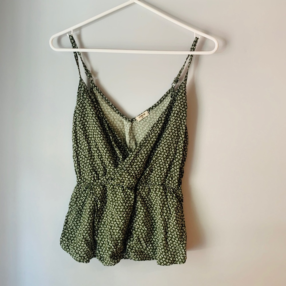 Cute green floral tank!